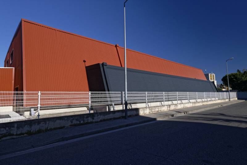 Bardage sur un complexe sportif